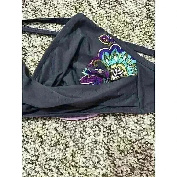 ATHLETA Paisley Floral Twist Front Bikini Top—SZ. 34 DDD - Picture 3 of 8